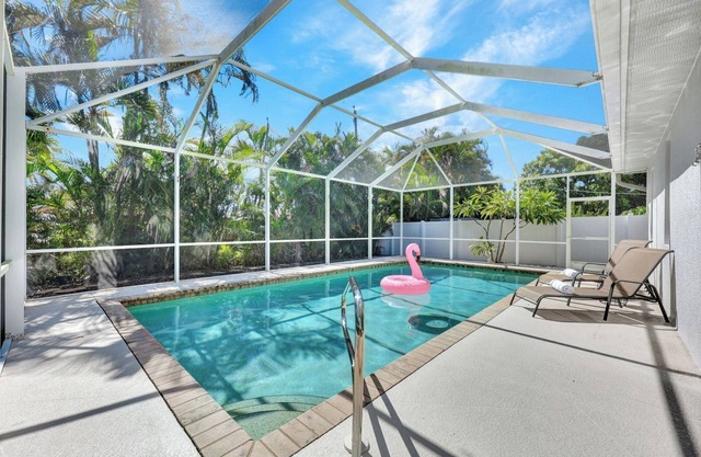 New Coastal Retreat | Pool | Bikes | Beach Gear