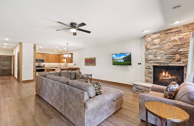 New Condo On Crosslake| Amenities for All Seasons