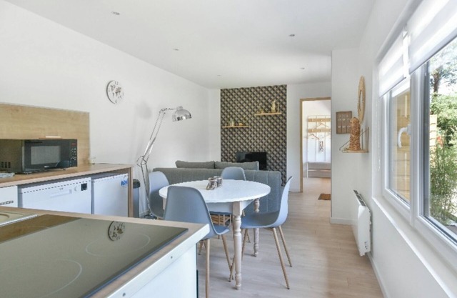 New cottage for 2/4 people with terrace + garden