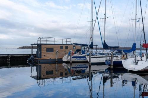 NEW Hello Zeeland - Houseboat de Arne