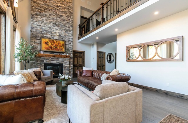 New home near Waterville Valley and Loon, 6000 Sq. Ft of Luxury, Pampering & Fun