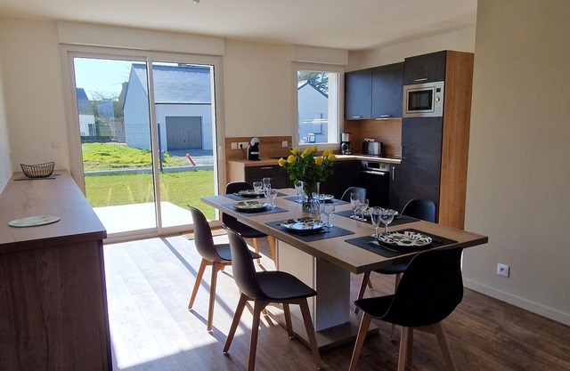 New house 5 minutes from the beach