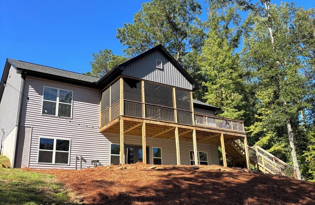 New House on Lake Martin – Peaceful Creekside-Pet Friendly-Auburn Football