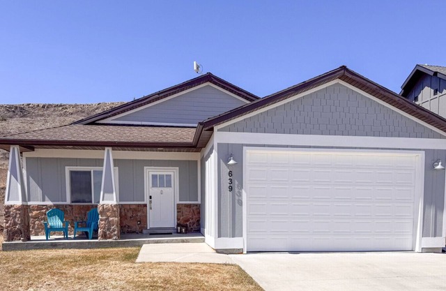 New Listing! Bear Lake Escape-Pet Friendly