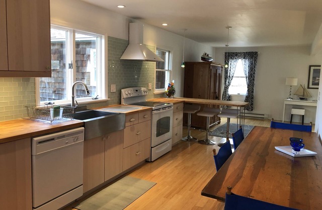 NEW LISTING. MontaukBoathouse - Walk to Beach - Hither Hills