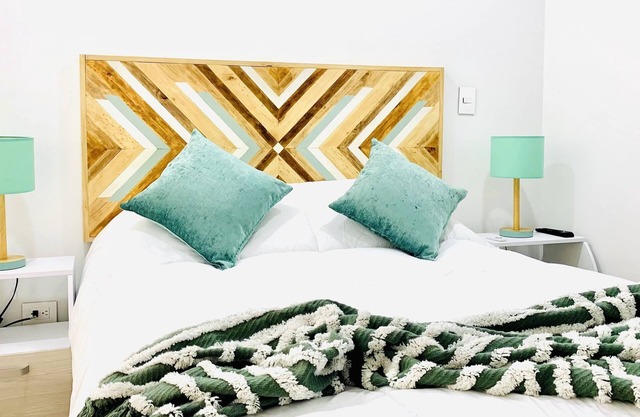 New Loft in CHICÓ, parking, Wifi, smart tv