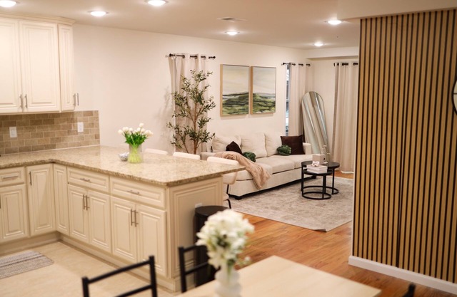 New Lux Abinger Pl
