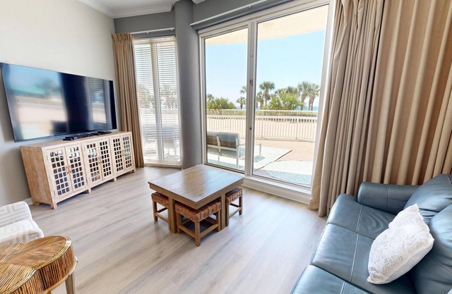 New & Luxurious 2.5 bed/2 bath Saint Maarten 206