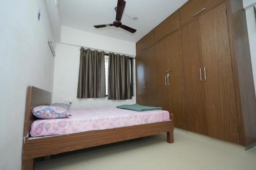 New Luxurious and spacious 2bhk flat in Tirupati near alipiri for upto 20 people