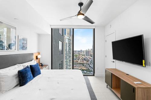 NEW Luxurious Apartment Floor 35th - Miami's heart
