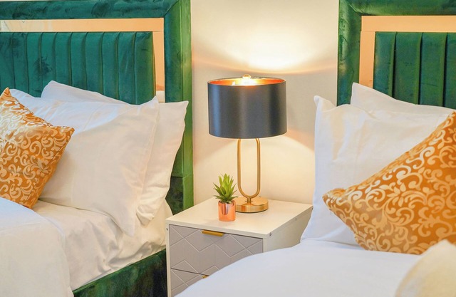 New Luxury Block Apartment in Central London