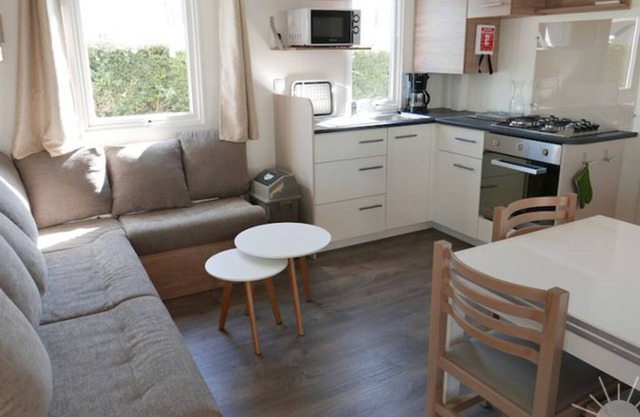 New Mobilhome Comfortable air-conditioned with covered terrace