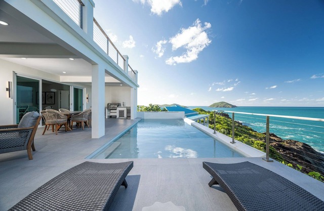 NEW- Oceanfront Villa Tropaco-4BR 4.5BA with Pool