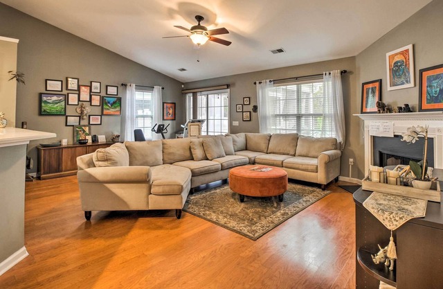 NEW! Pooler Escape w/ Screened-In Deck, Fireplace!