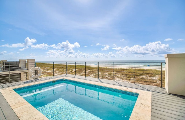 NEW Rental!!! Viviana 5 - Private Pool Beach Front Home - Sleeps 16
