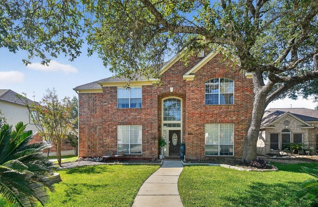 NEW! San Antonio Oasis Hot Tub & Pool Access