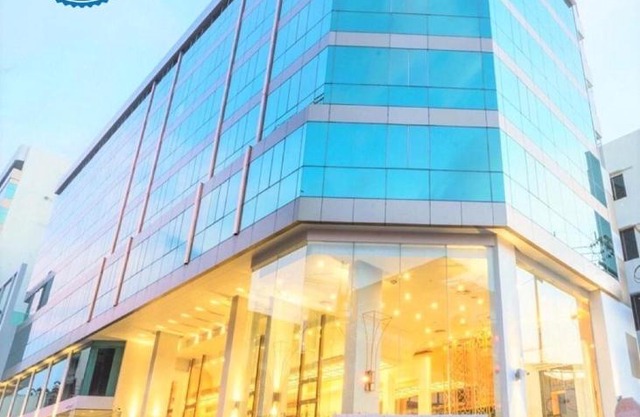 New Season Square Hotel