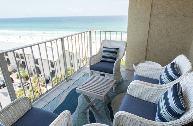 Newly remodeled - Luxurious Gulf front 3BD/2BA condo w/private balcony