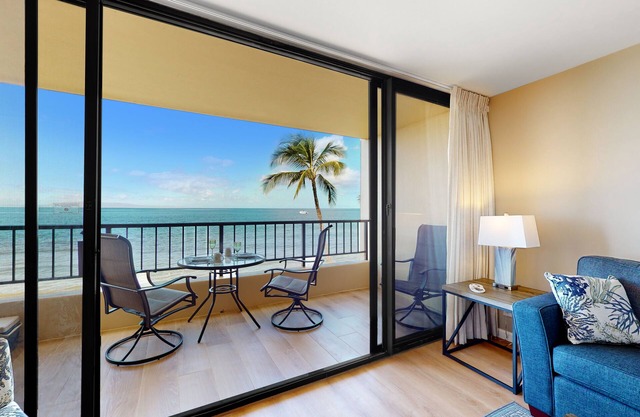 Newly remodeled Sugar Beach Resort condo w/shared pool & hot tub