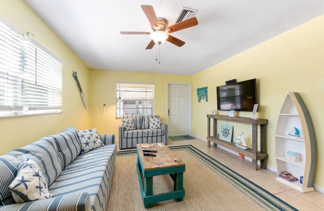 Newly renovated Clean, Bright Beach Villa in Best location.