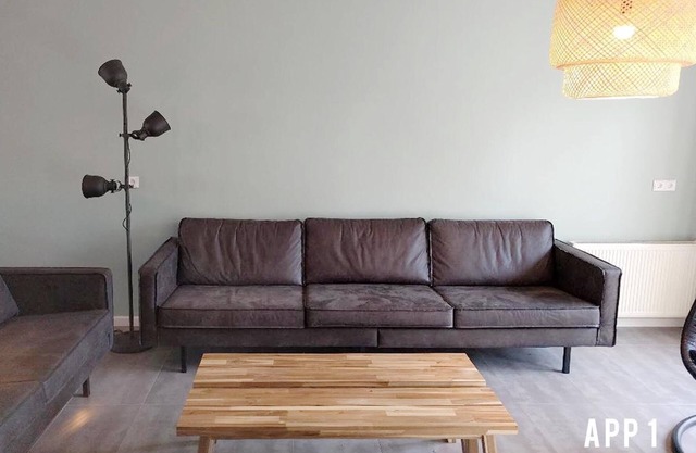 Newly renovated apartments on large grounds