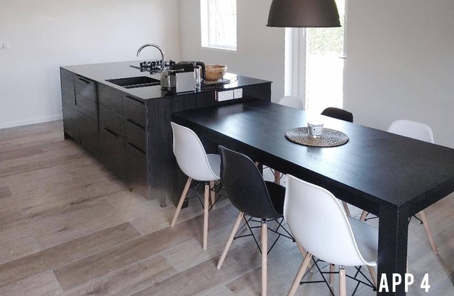 Newly renovated apartments on large grounds