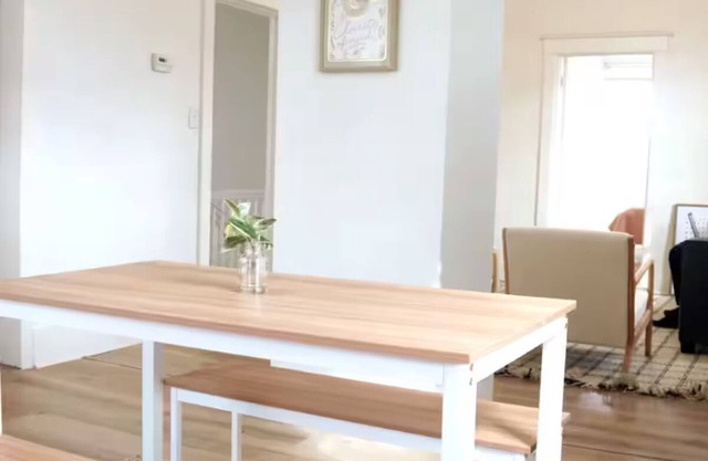 Newly Renovated, Historic 4-Bdrm Home by the Beachnn