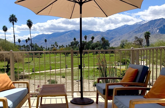 Newly Renovated Tropical Paradise In Palm Springs