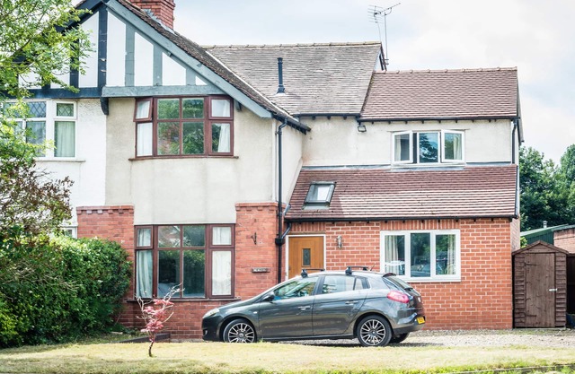 Newlyn House - 5 bed sleeps 11 Guests