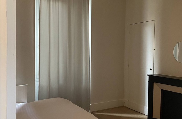 Nice 2 bedroom apartment with hot tub Grenoble center aigle