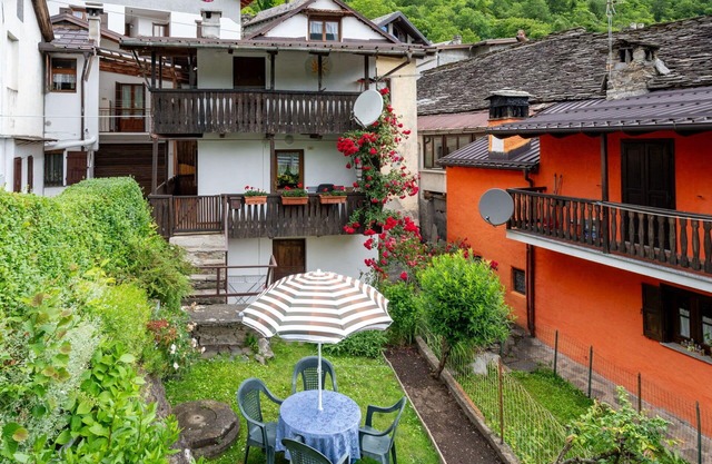 Nice apartment for 5 people with WIFI, TV, balcony and pets allowed