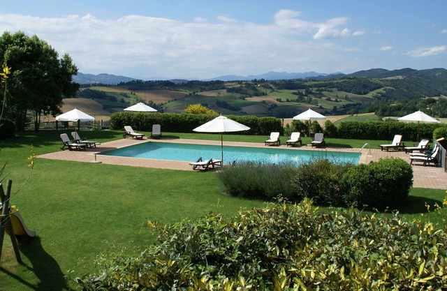 Nice apartment with pool and beautiful garden