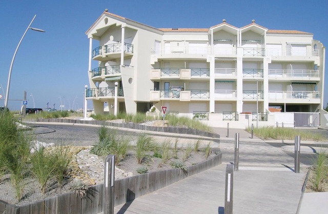 Nice apartment in St. Hilaire de Riez