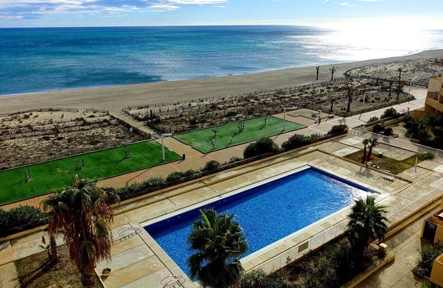 Nice apartment for 4 people with pool, WIFI, TV and terrace