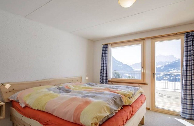 Nice apartment for 10 guests with TV and balcony
