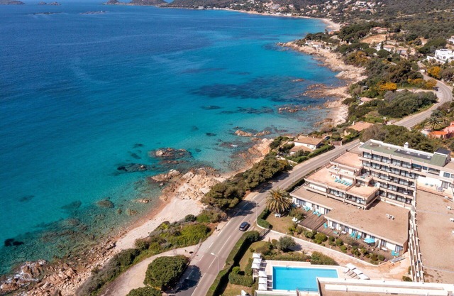 Nice apartment for 4 guests with pool, A/C, WIFI, TV, terrace and pets allowed