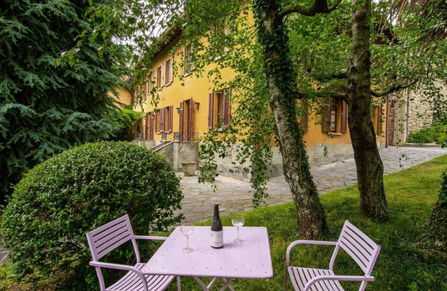 Nice apartment for 4 people with WIFI, TV, patio and pets allowed