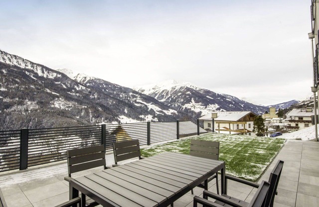 Nice apartment for 5 guests with WIFI and TV