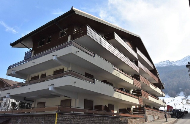 Nice apartment for 5 people with WIFI, TV and terrace