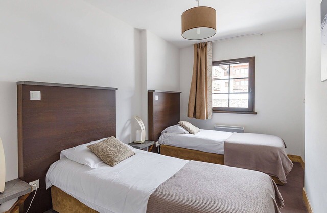 Nice apartment for 8 people with WIFI, pool, TV, terrace and pets allowed