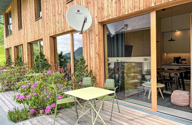 Nice apartment for 4 people with WIFI, TV, terrace and pets allowed