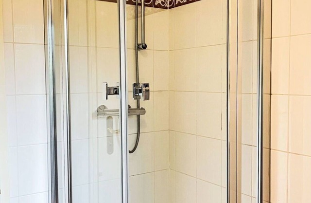 Nice apartment in villa for 4 people with WIFI, TV, terrace and pets allowed