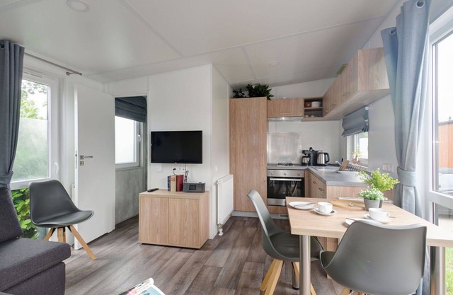 Nice apartment in villa for 4 people with WIFI and TV