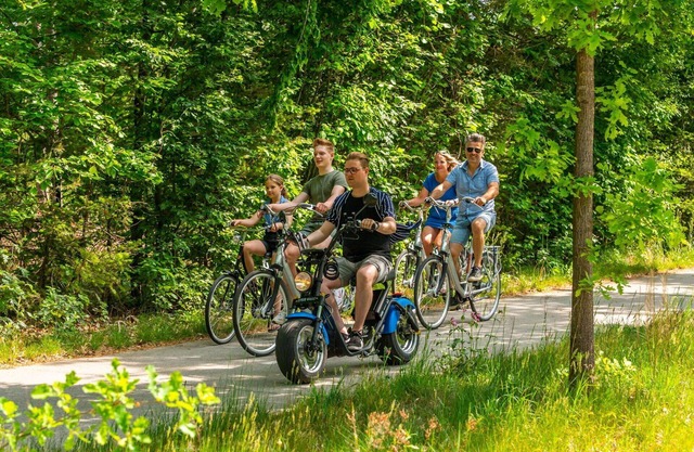 Nice apartment in villa for 4 guests with pool, WIFI, TV and terrace