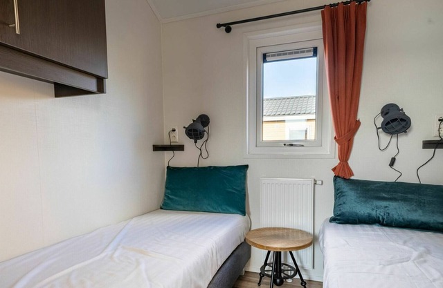 Nice apartment in villa for 6 people with WIFI, TV, terrace and parking