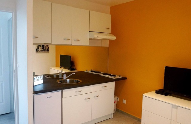 Nice apartment with small sea view, in Le Moule