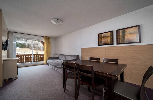 Nice Apt for 6 pers near the slopes