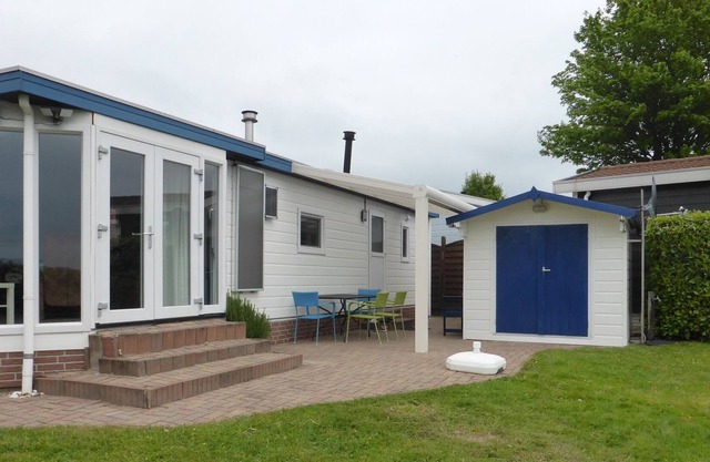 Nice chalet in Lathum with terrace