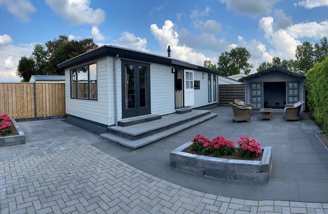 Nice chalet with garden in Friesland