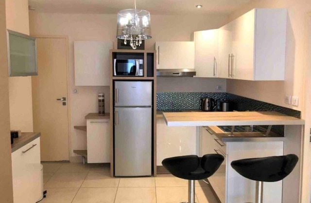 Nice furnished and equipped T2 in the heart of downtown with FREE WIFI